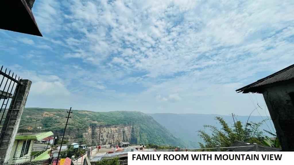 Odyssey'S Pateng Homestay, Cherrapunji Luaran gambar